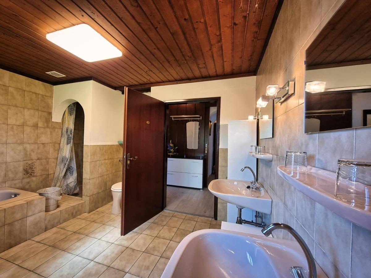 Gaestehaus Auf Der Hoehe كوتسشاش ام سي المظهر الخارجي الصورة