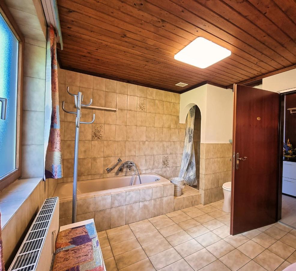 Gaestehaus Auf Der Hoehe كوتسشاش ام سي المظهر الخارجي الصورة